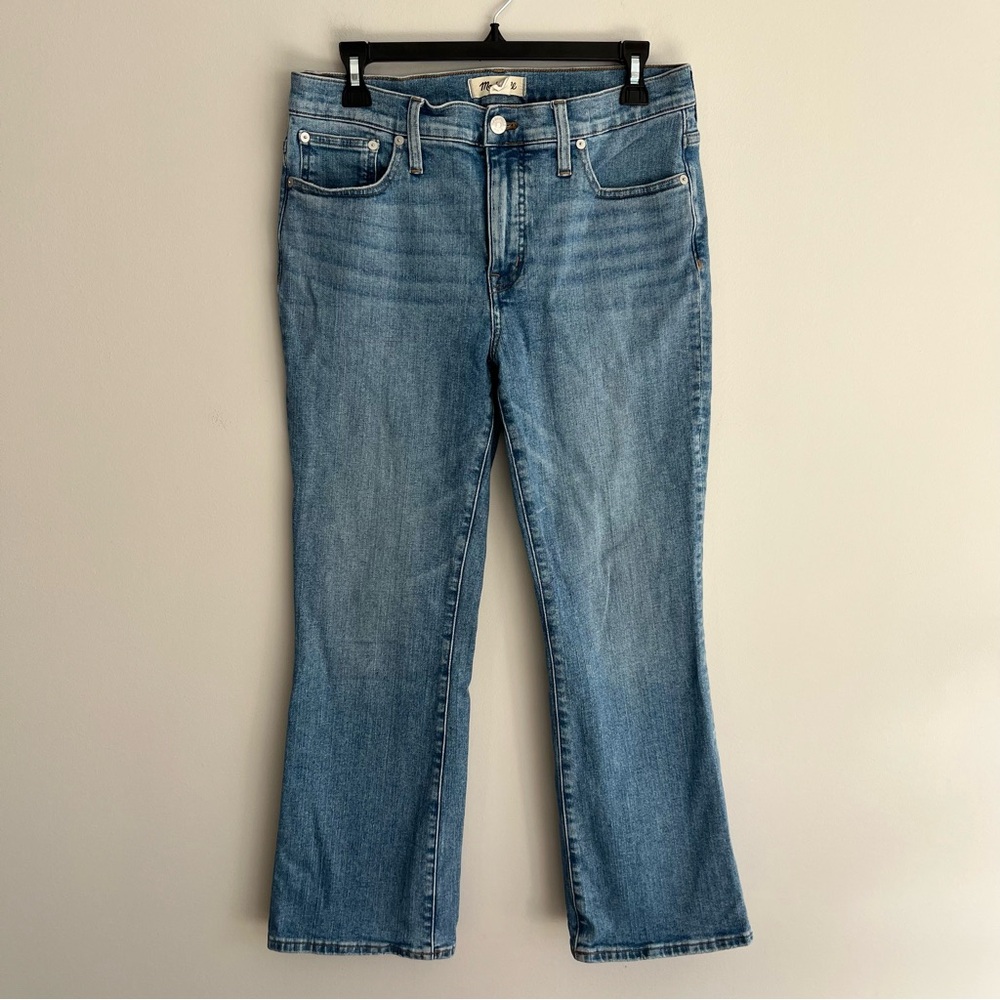Madewell Women's Light Blue Mid Rise Kick Out Cropped Jeans size 29